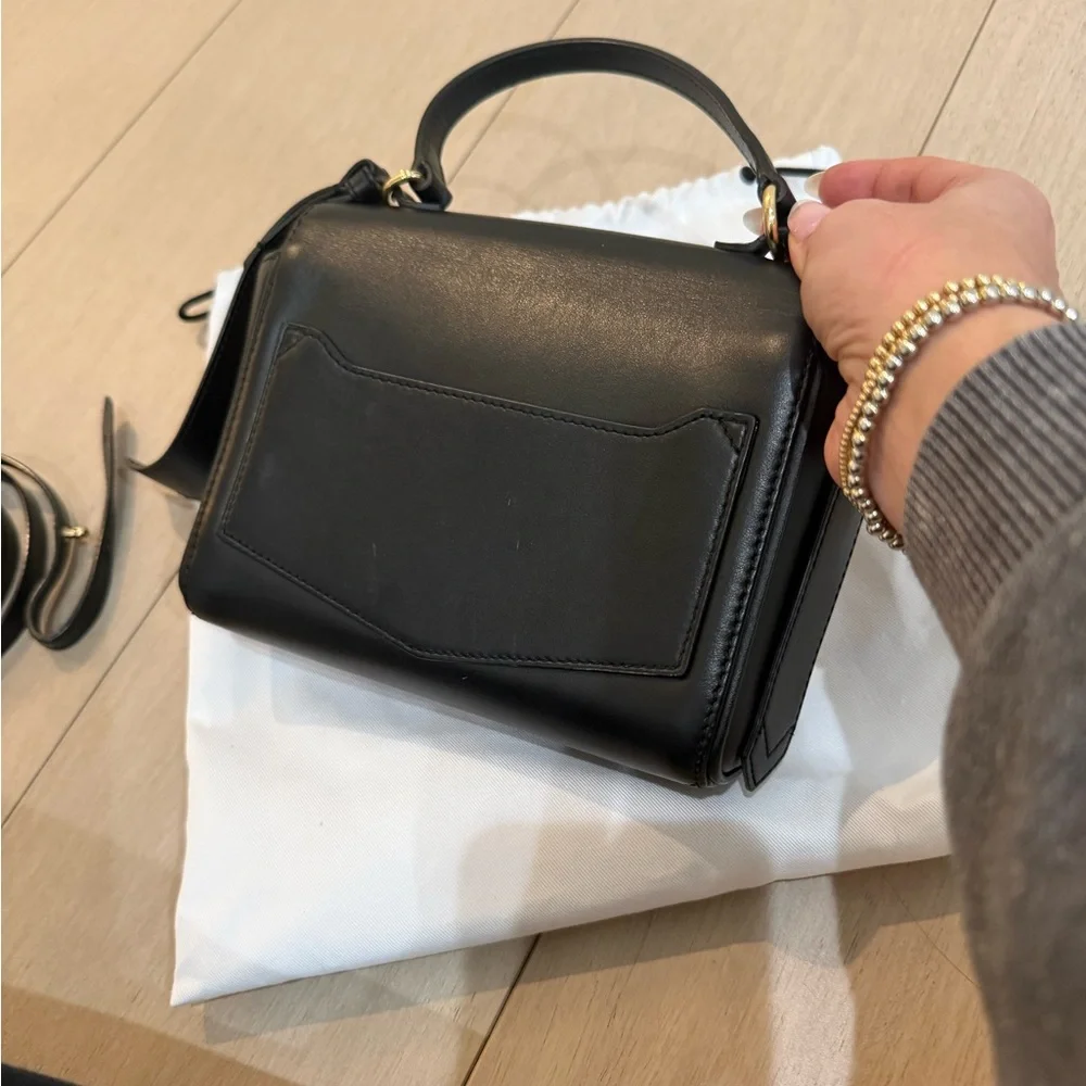 Givenchy EDEN MINI Black Leather Bag in smooth leather - Picture 7 of 13